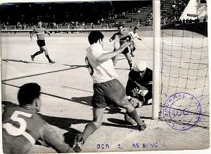 FOOT AS BONE 1961 CONTRE GSA N02